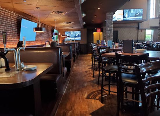 illinois/schaumburg/bar/westwood-tavern