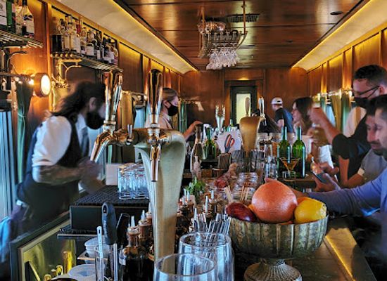 arizona/phoenix/bar/platform-18-at-century-grand