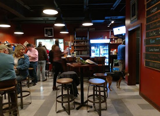 indiana/the-uplands/bar/the-tap-room-at-upland-profile-brewery