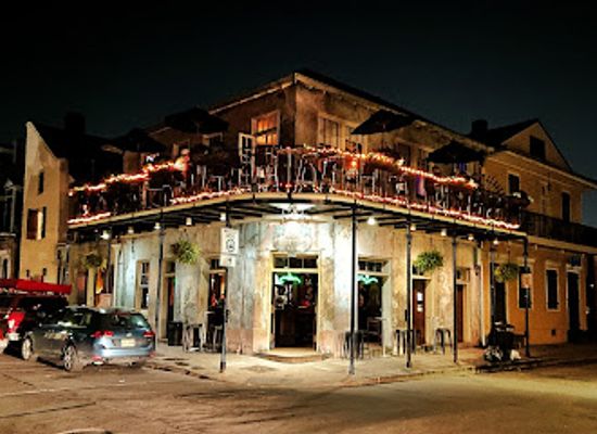 louisiana/new-orleans/french-quarter/bar/good-friends-bar