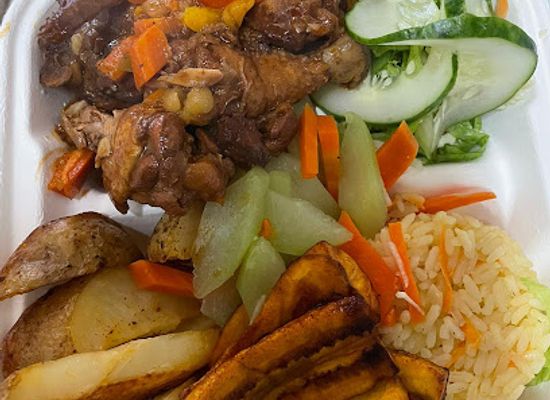dominica/soufriere/bar/hazels-s-touch