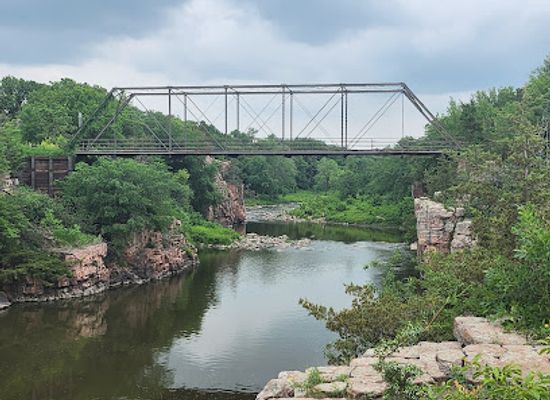 south-dakota/palisades-state-park/bar/1908-palisades-iron-bridge