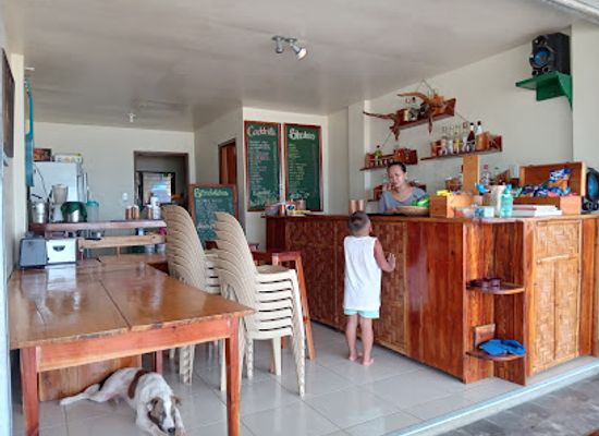 philippines/siquijor/bar/buccaneer-sun-kissed-bar