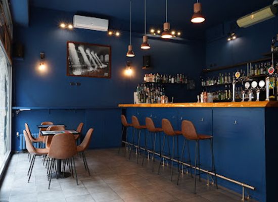 italy/lombardy/bar/the-manhattan