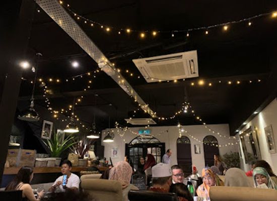 brunei/telisai/bar/jazz-bar-and-grill