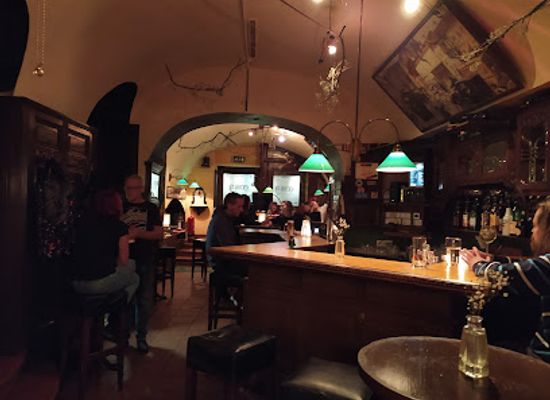 austria/vienna/hietzing/bar/gossl-s-sekt-weinbar