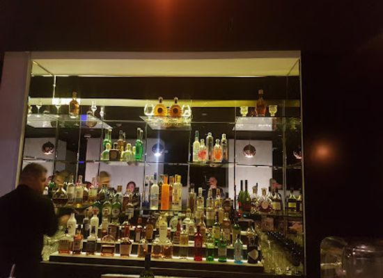 united-arab-emirates/western-region-al-dhafra/bar/jazz-fizz-bar