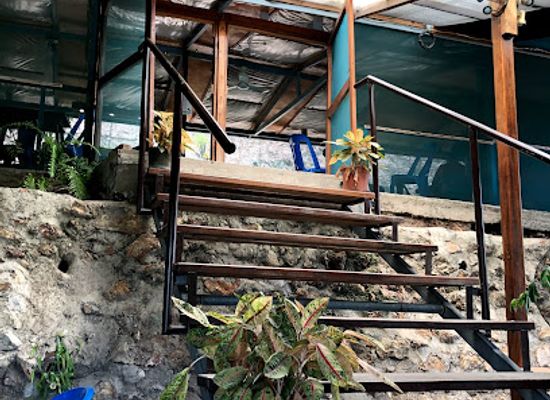 papua-new-guinea/central-province/bar/bamboo-hut-kai-bar