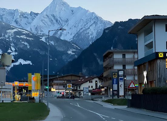 austria/zillertal-alps/bar/des-iss