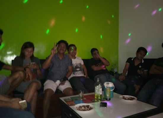 philippines/caraga/bar/whatever-videoke-bar