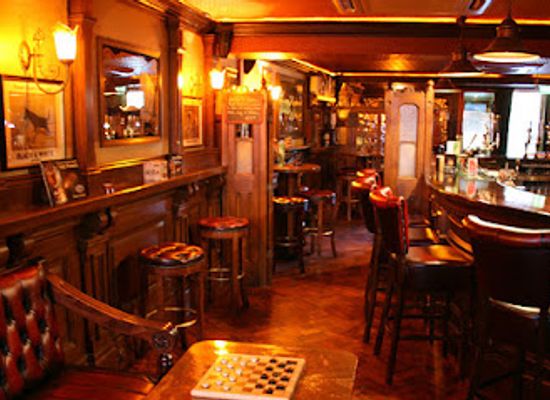 ireland/county-kilkenny/bar/the-dylan-whisky-bar