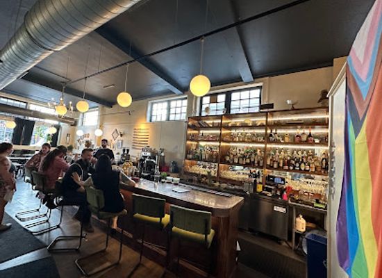 maine/mid-coast/bar/the-abbey