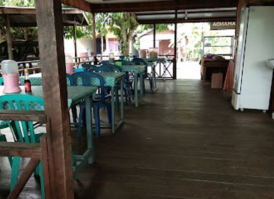 indonesia/pulau-derawan/bar/warung-amanda