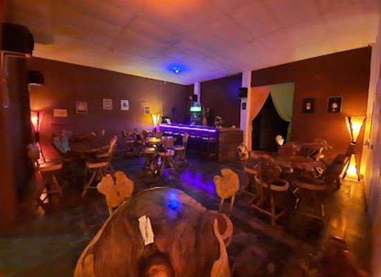 nicaragua/masaya-volcano/bar/eco-s-lounge-bar