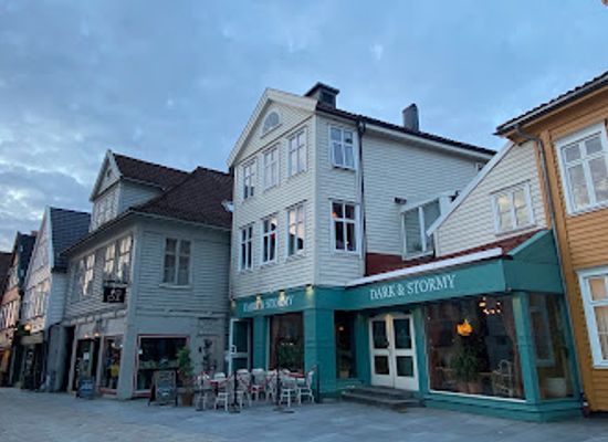 norway/bryggen-bergen/bar/dark-stormy