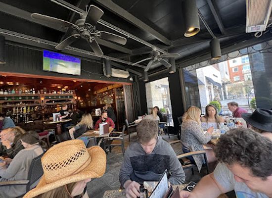 tennessee/nashville/the-gulch/bar/the-pub-nashville