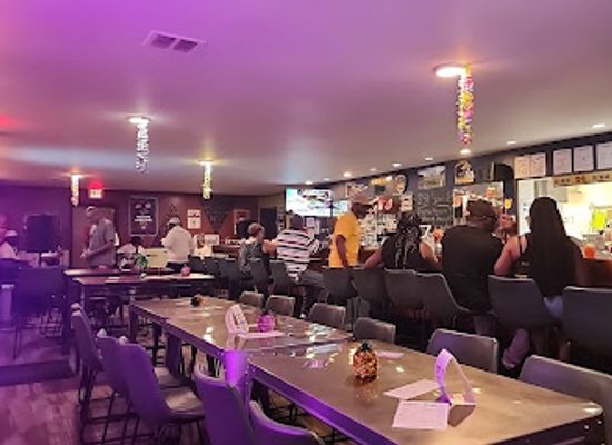 michigan/lower-peninsula/bar/peyton-s-bar-grill