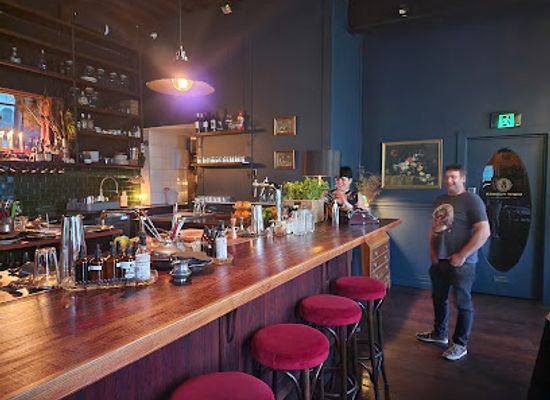 new-zealand/wellington/bar/night-flower-punch-house