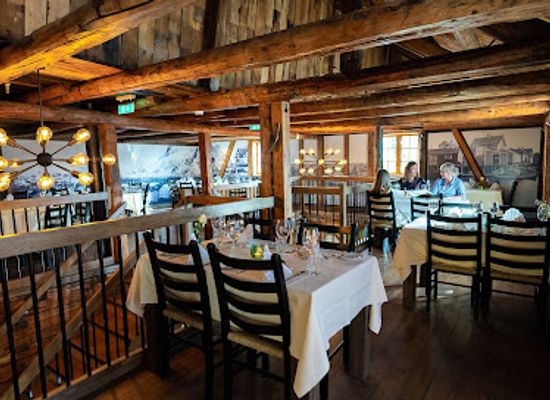 norway/lofoten-islands/bar/borsen-spiseri