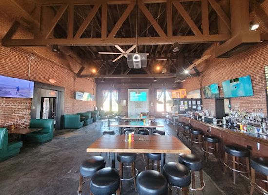 oklahoma/lake-texoma/bar/green-growler