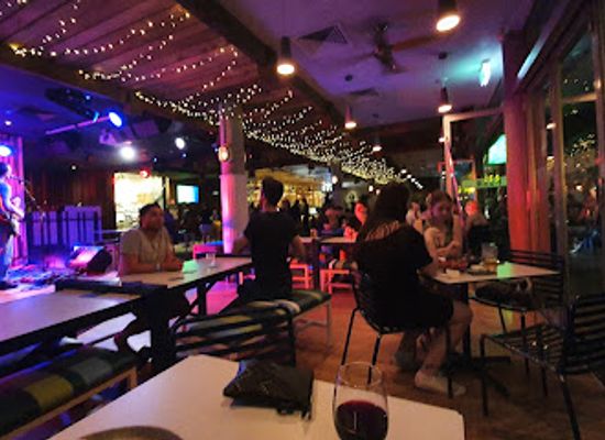 australia/cairns/bar/the-pier-bar