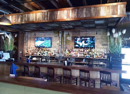 illinois/shawnee-hills/bar/buckwater-brew-works-and-whiskey-house