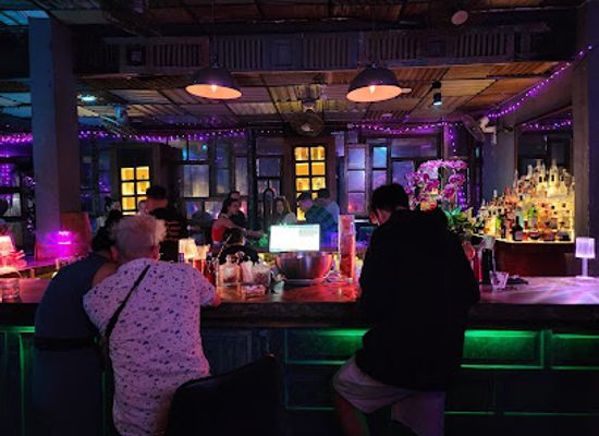 vietnam/nha-trang/bar/nha-bar