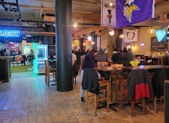 minnesota/lake-superior/bar/310-pub