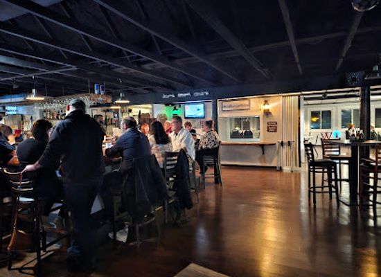 virginia/chincoteague-island/bar/chatties-lounge-1988
