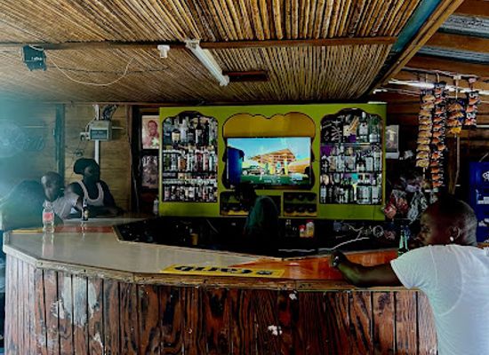 grenada/gouyave/bar/shy-s-bar