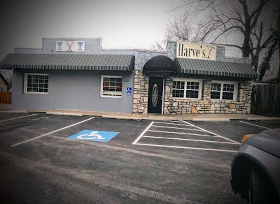 missouri/independence/bar/harve-s-neon-bar