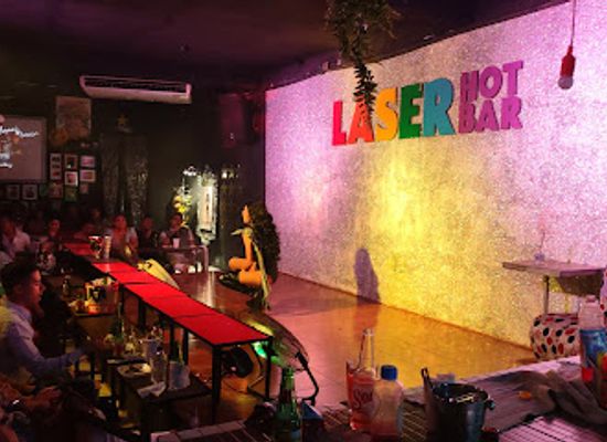 mexico/cancun/bar/laser-hot-bar-beer-queer
