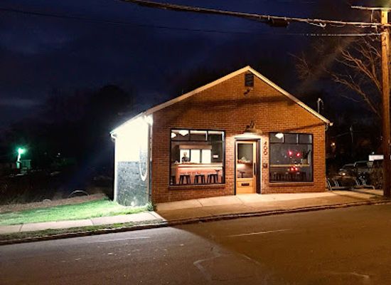 north-carolina/winston-salem/old-salem/bar/west-salem-public-house