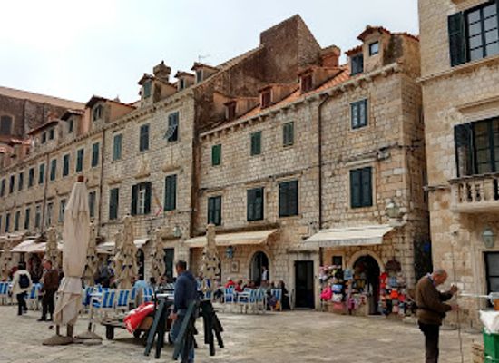 croatia/dubrovnik/old-town/bar/the-gaffe