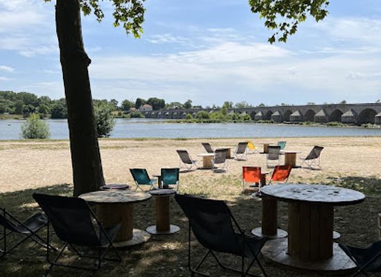 france/centre-val-de-loire/bar/la-cabane-de-loire