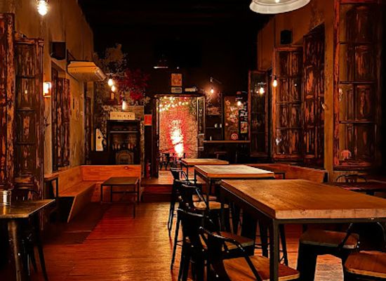 uruguay/colonia-del-sacramento/barrio-historico/bar/mbc-sacramento