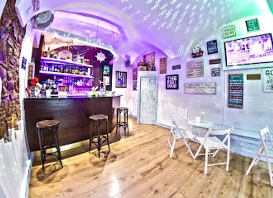 spain/extremadura/bar/bar-capitan-haddock-caceres