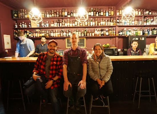 argentina/patagonia/bar/last-hope-distillery