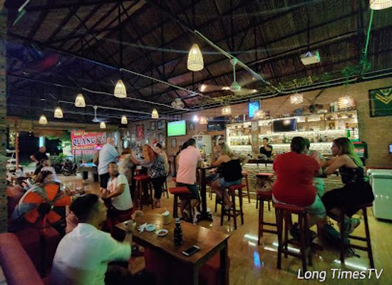 vietnam/phu-quoc-island/bar/passion-pub-sports-bar