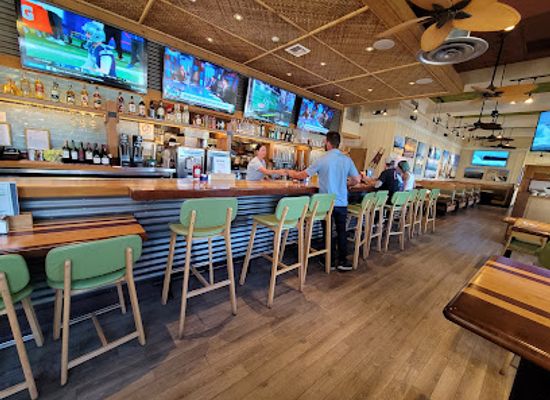 hawaii/oahu/bar/islands-restaurant-santa-barbara