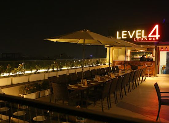india/agra/fatehabad/bar/level-4-rooftop-lounge