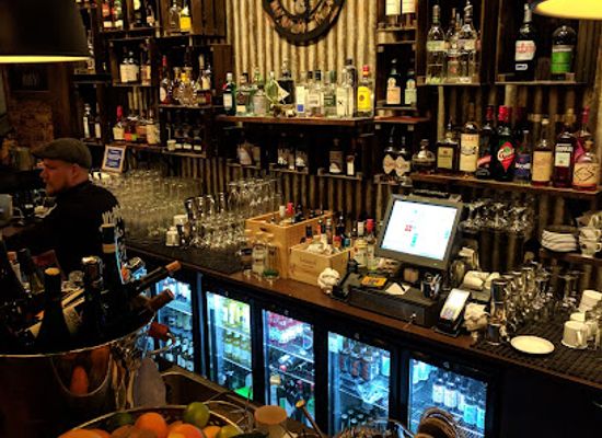 finland/porvoo/bar/cocktail-bar-kliffa-klubi