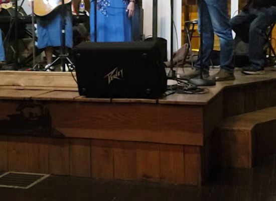 kentucky/sheltowee-trace-national-recreation-trail/bar/livingston-depot