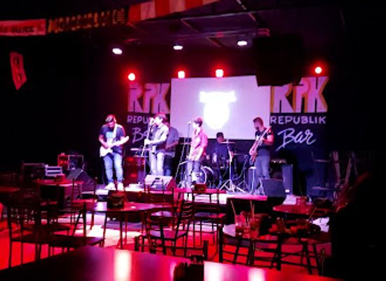 paraguay/amambay-mountains/bar/republik-bar