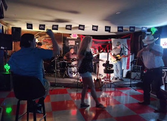 california/inland-empire/bar/the-marquis-lounge