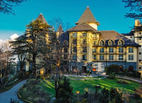 india/the-himalayas/bar/wildflower-hall-an-oberoi-resort-shimla