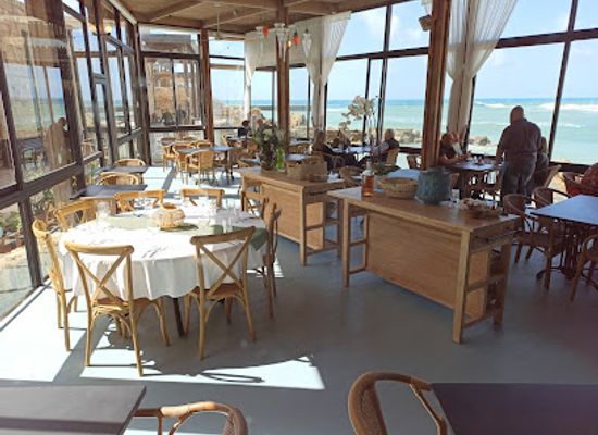 israel/caesarea/caesarea-national-park/bar/hellena-restaurant-caesarea-harbor