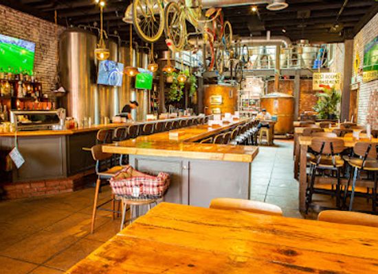 california/santa-barbara-county/bar/the-cruisery