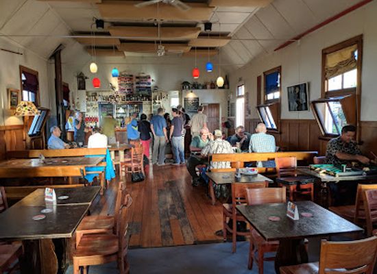 new-zealand/tasman/bar/the-free-house-pub
