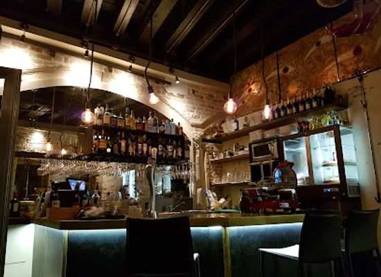 italy/venice/castello/bar/wine-bar-5000